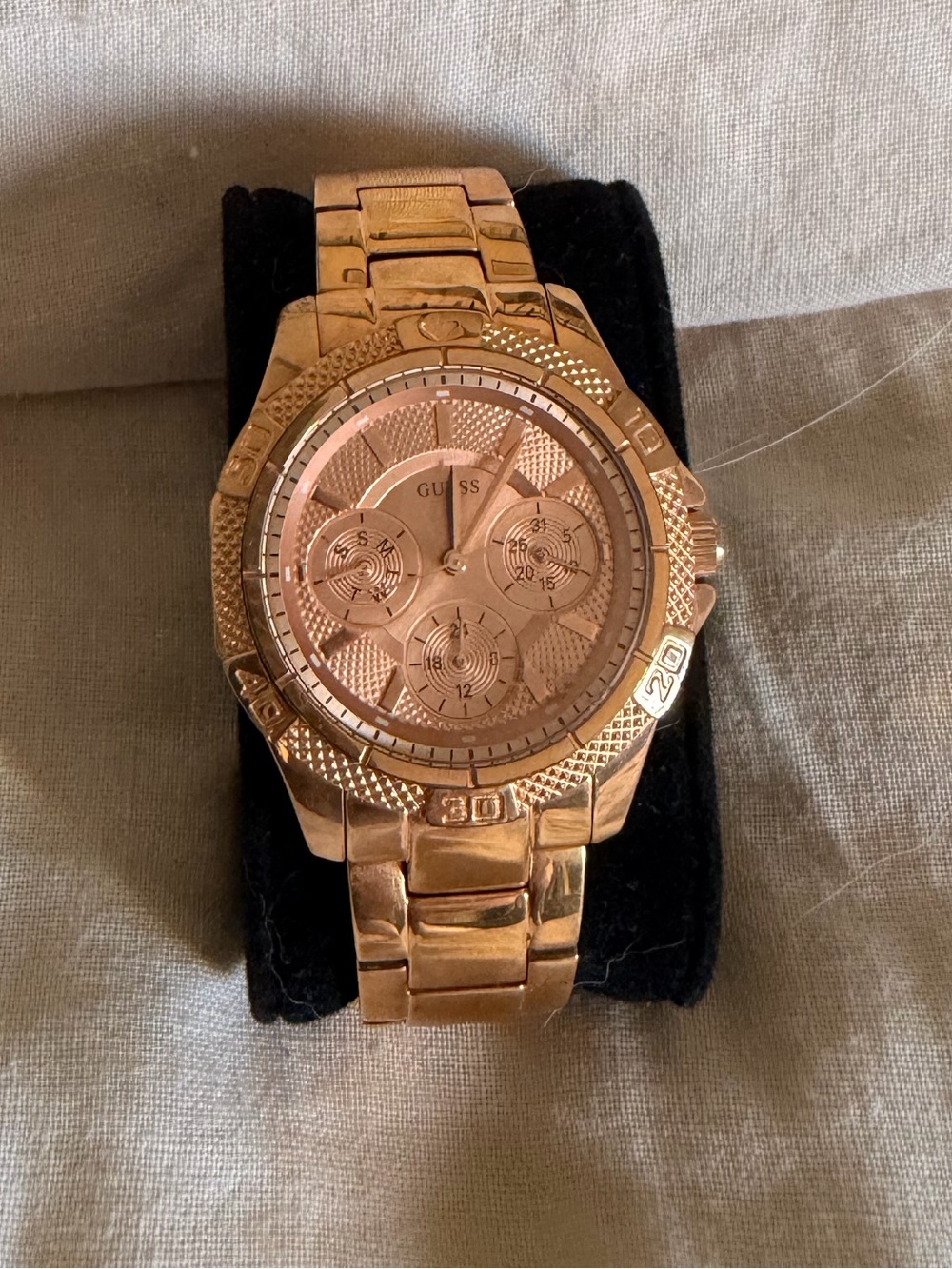 Guess Rose Gold Tone Men's Chronograph Bracelet Watch